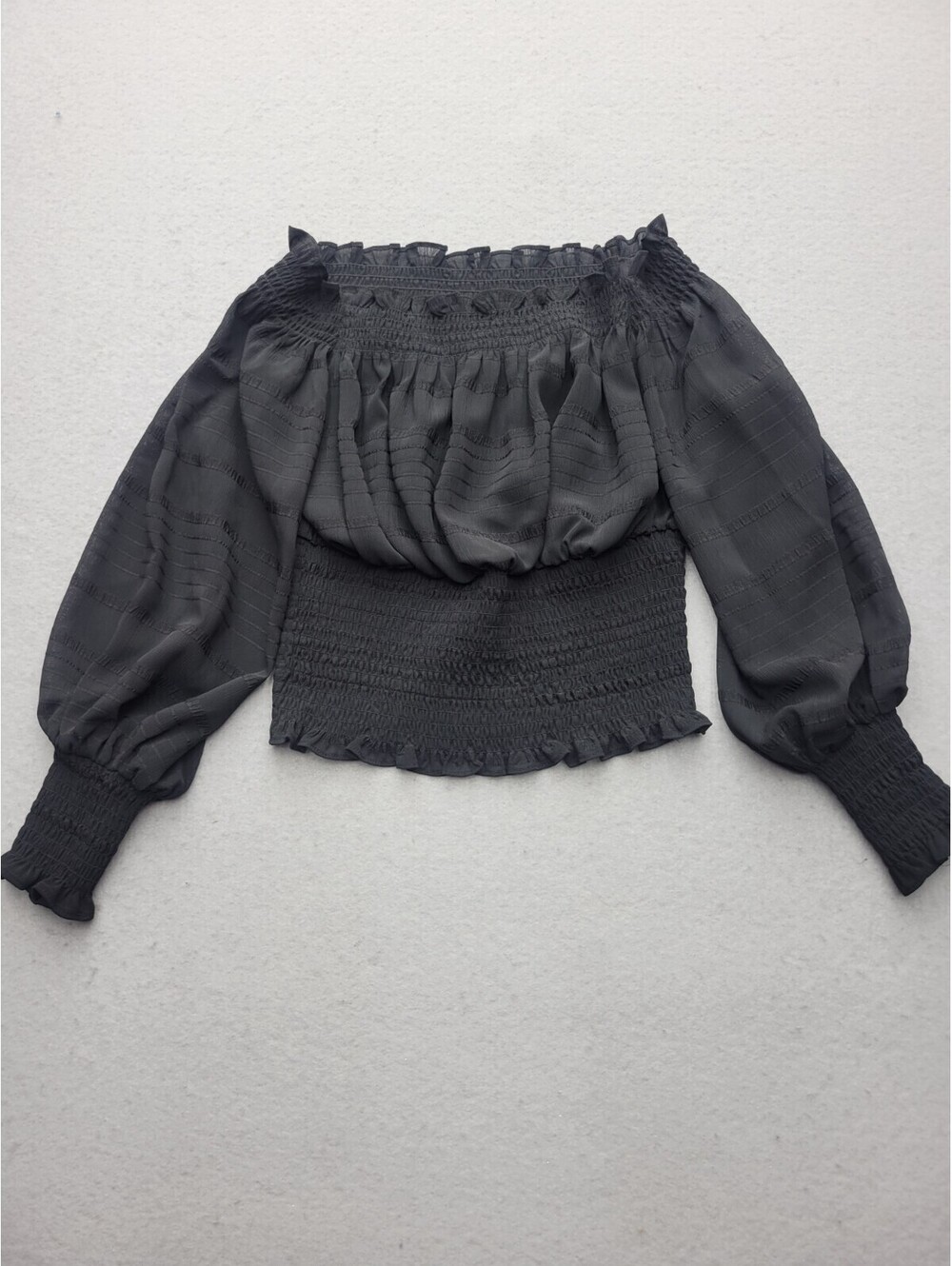 Leyden Women's Top Size XS Black Blouse Long Sleeve Solid Polyester Casual Work